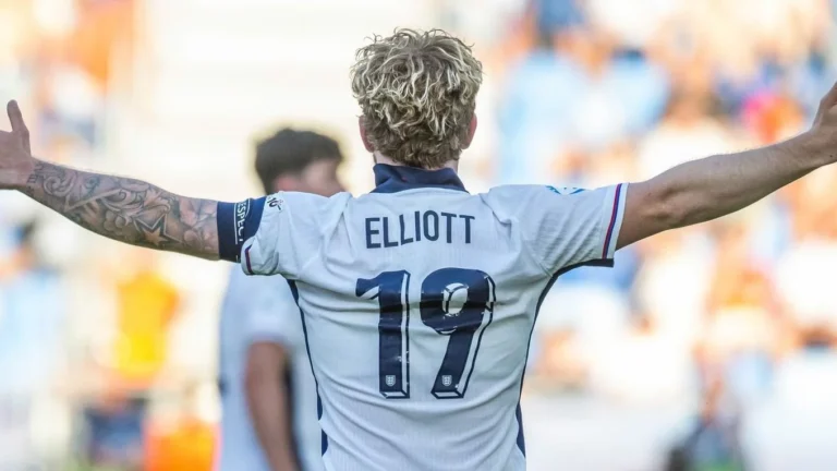 Harvey Elliott Inggris Menarik Minat dari Rival Liverpool temp
