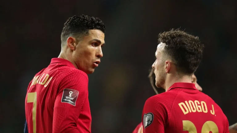 Cristiano Ronaldo Alasan Sedih ketidakhadiran Pemakaman Diogo Jota temp