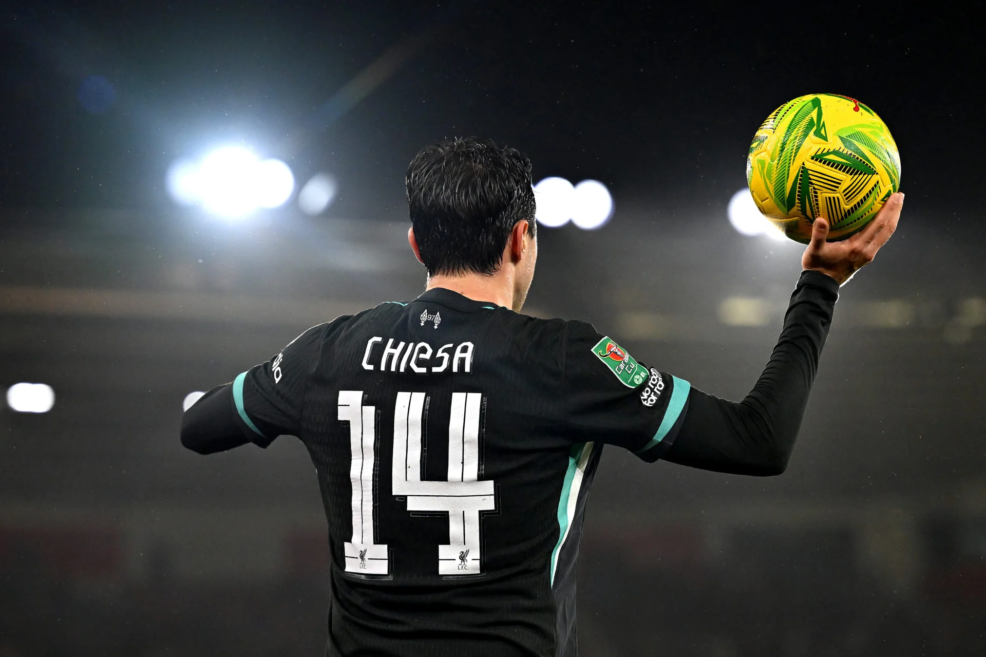 Liverpool Mundur dari Perburuan Federico Chiesa temp