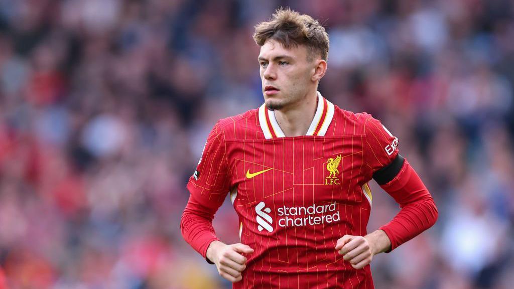 Pemain Muda Liverpool Conor Bradley Mencuri Perhatian temp