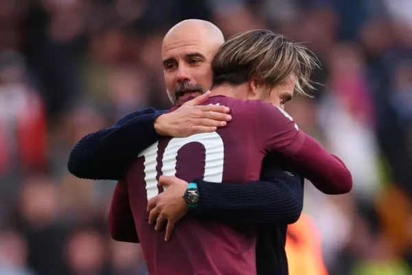 Pep Guardiola Perjumpaan dengan Jack Grealish temp