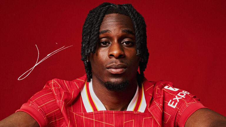 Jeremie Frimpong dari Liverpool Ungkap Bek Favoritnya