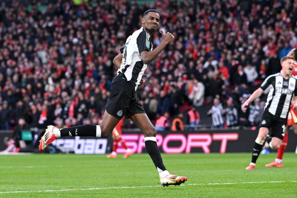 Minat Liverpool pada Alexander Isak